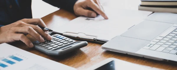faut-il-privilegier-les-comptes-sans-frais-ou-ceux-avec-plus-de-services